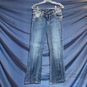 Super cute women’s flare leg jeans